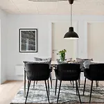 3 Bedroom Beautiful In Дом отдыха