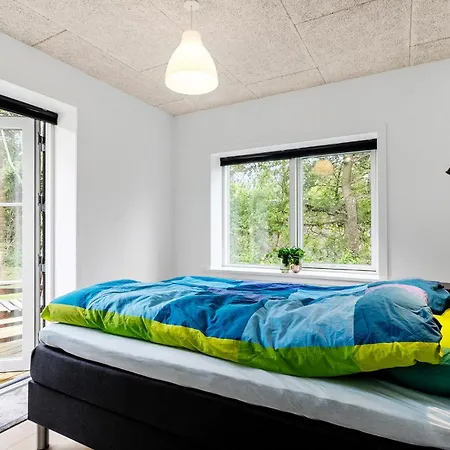 בית נופש 3 Bedroom Beautiful In