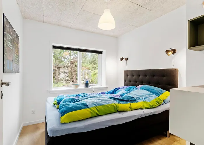 3 Bedroom Beautiful In Holiday home Tarm